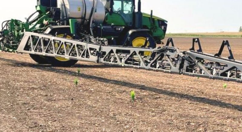 Por que a John Deere investe todos os dias milhões no agro global