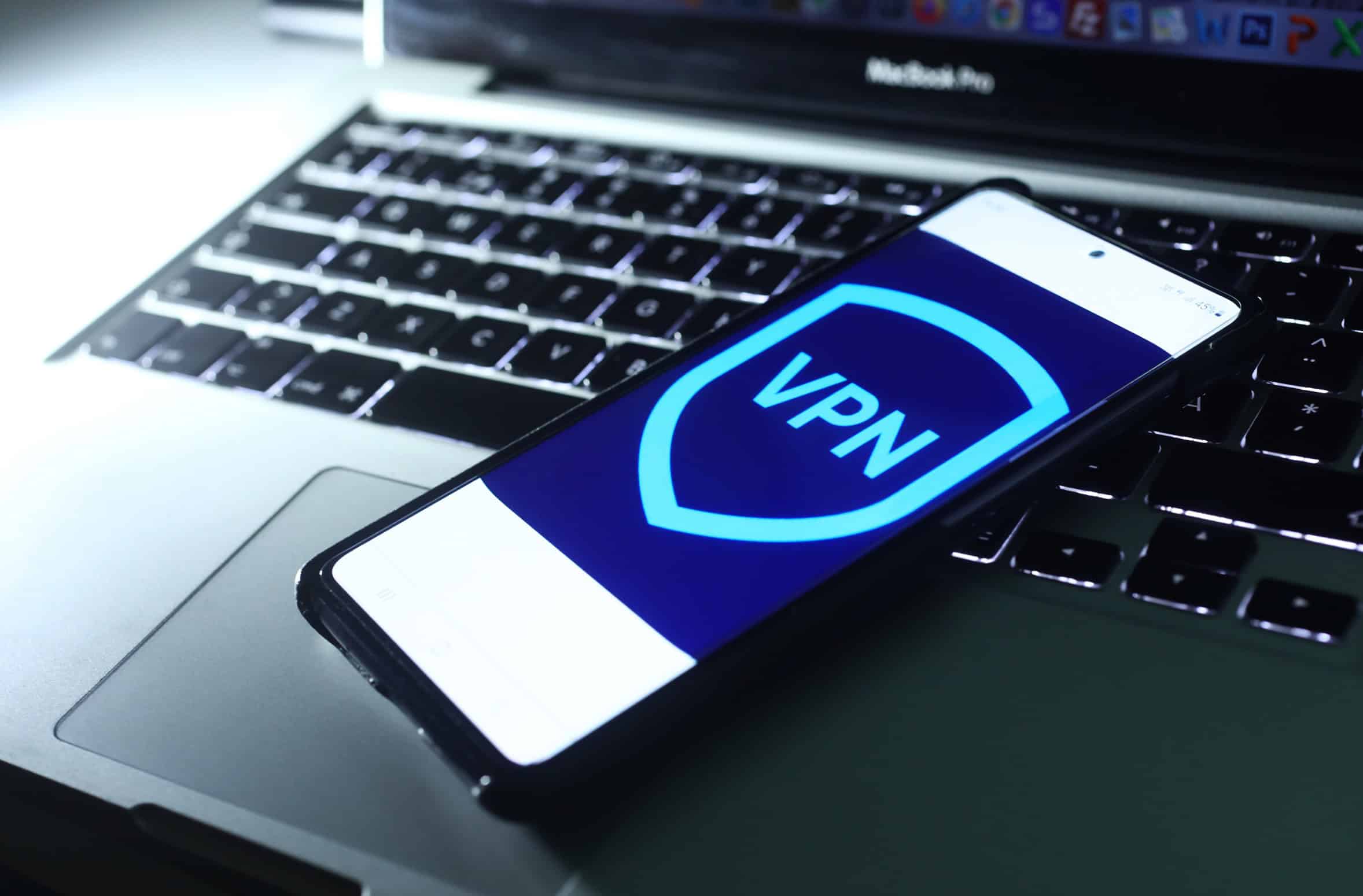 Você precisa de uma VPN no celular? Veja o que seria melhor para você