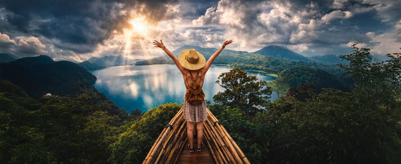 47% da Geração Z e Millennial já confiam mais em IA que em amigos na hora de planejar férias