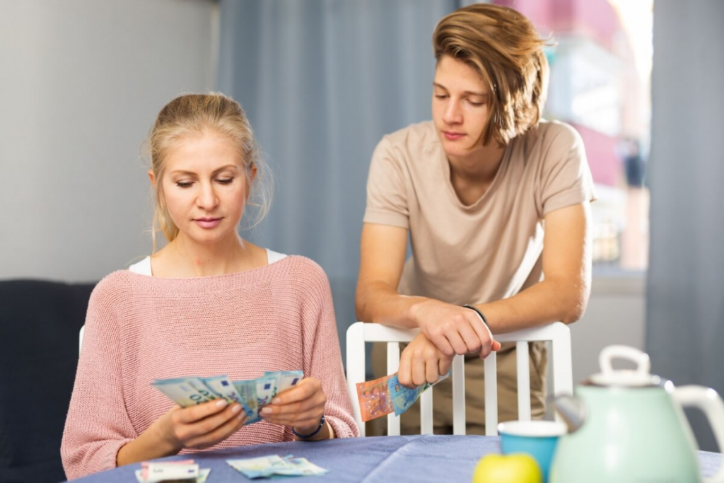 5 dicas para ensinar educação financeira para os filhos