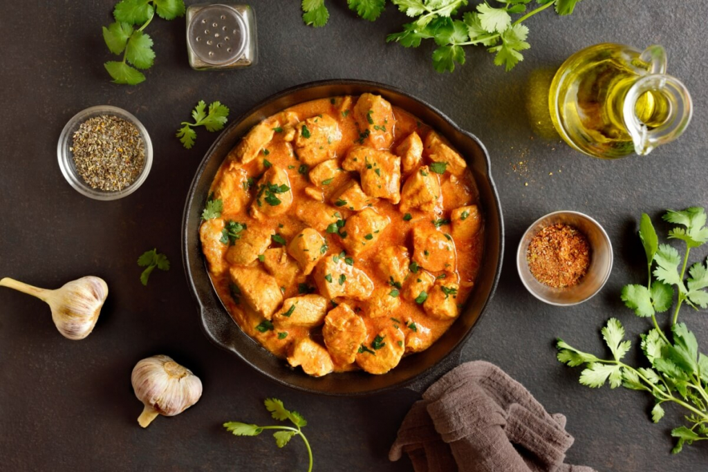 Almoço saudável com frango: 5 receitas ricas em proteínas para incluir no cardápio