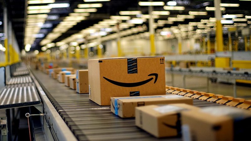 Amazon demite 16.000 e soma 30 mil saídas em apenas 3 meses
