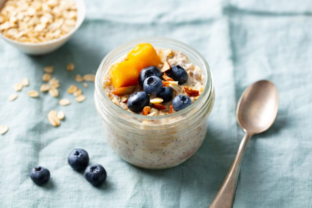 Café da manhã saudável: 4 receitas leves e nutritivas para começar bem o dia