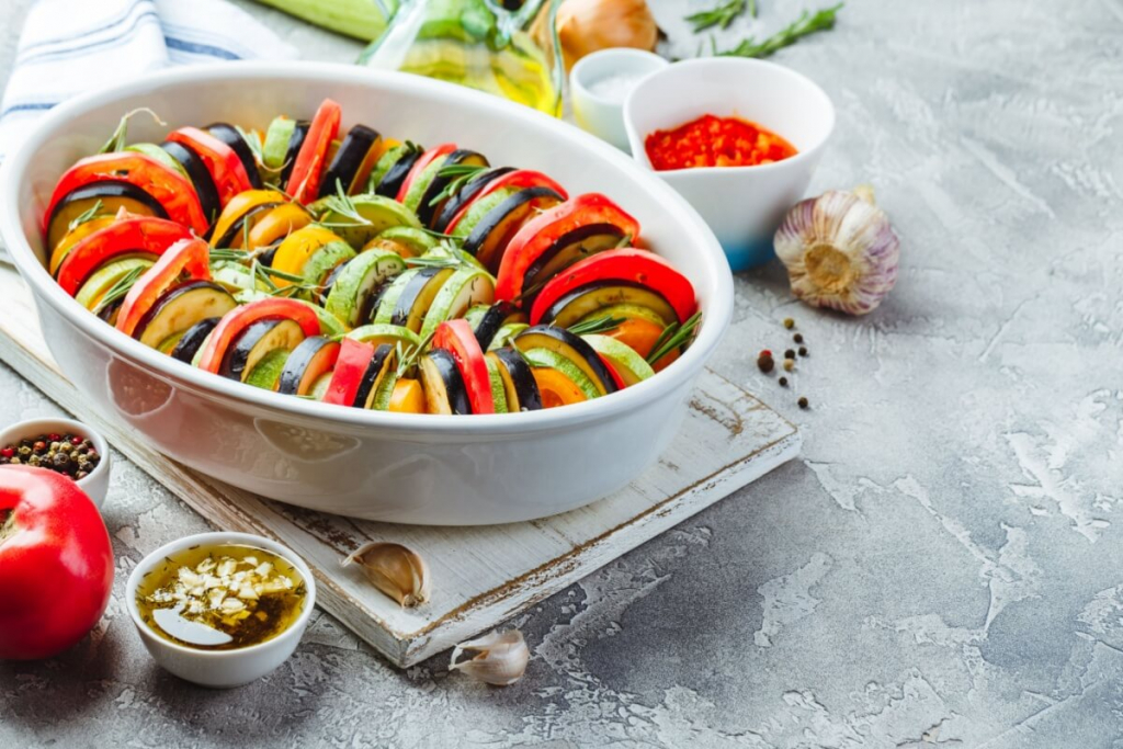 Jantar saudável em minutos: 3 pratos leves que você vai adorar