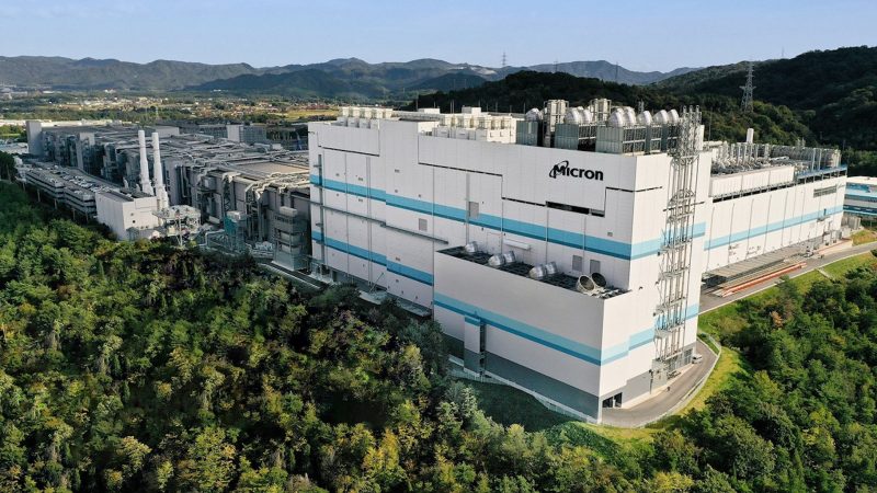 Micron inicia construção de megafábrica em Nova York, um marco para a produção de DRAM nos EUA