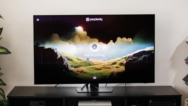 Samsung integra Perplexity AI às TVs no Brasil, mas gratuidade dura apenas 12 meses