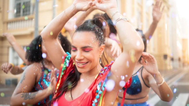 7 pecados do Carnaval: veja erros que sabotam a saúde para evitar