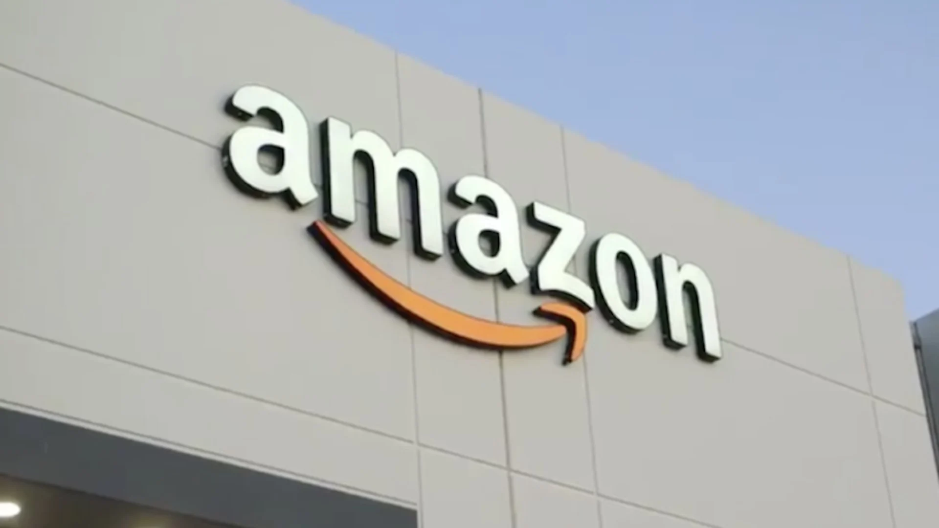 A sangria continua: Amazon anuncia a demissão de mais 2.200 funcionários