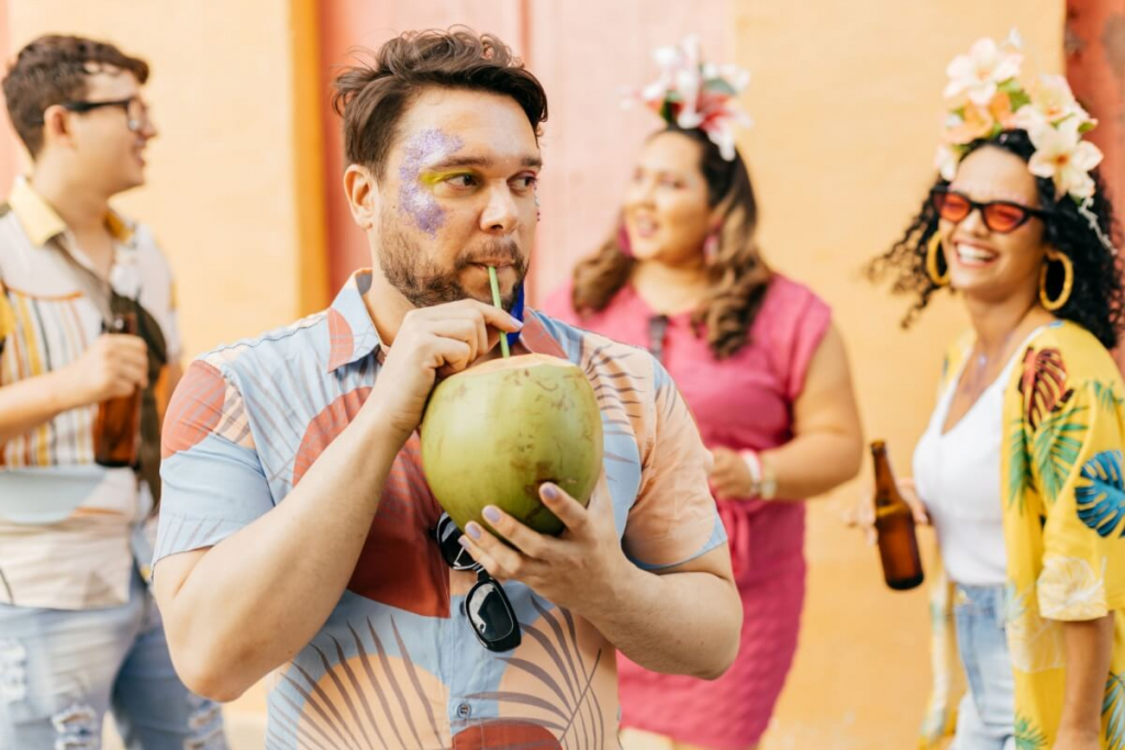 Carnaval e diabetes: veja como curtir a folia sem perder o controle da glicemia