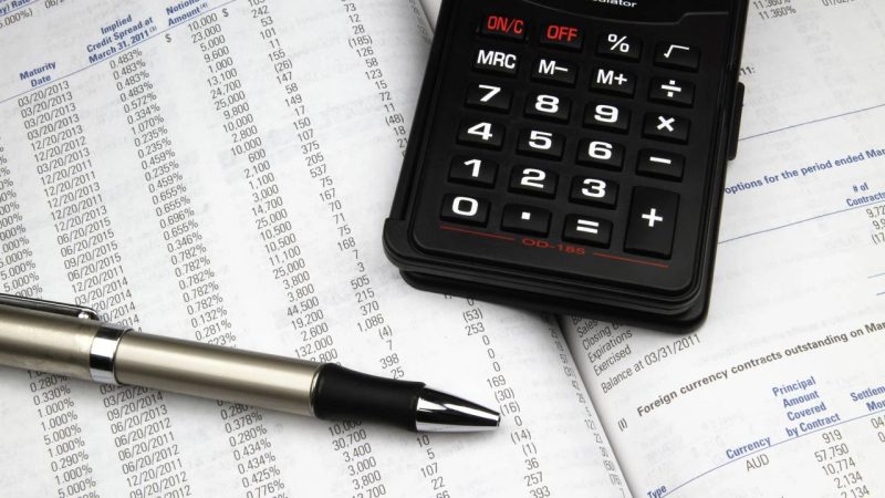 Dinheiro escapa todo mês? Estes erros simples podem estar drenando suas finanças