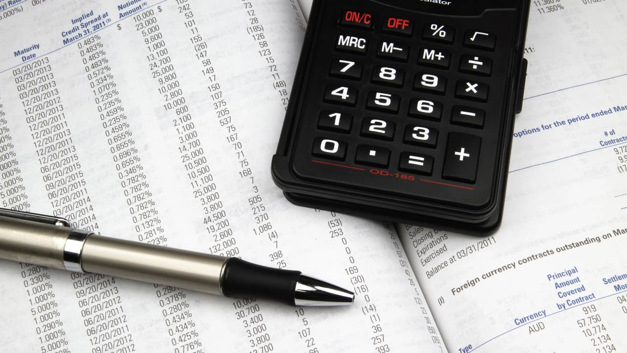 Dinheiro escapa todo mês? Estes erros simples podem estar drenando suas finanças