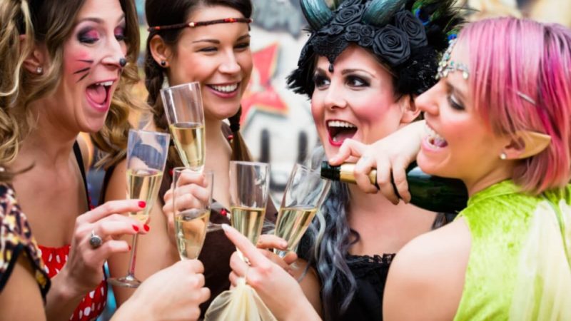 Do bloco ao brinde: vinhos leves ganham espaço no Carnaval