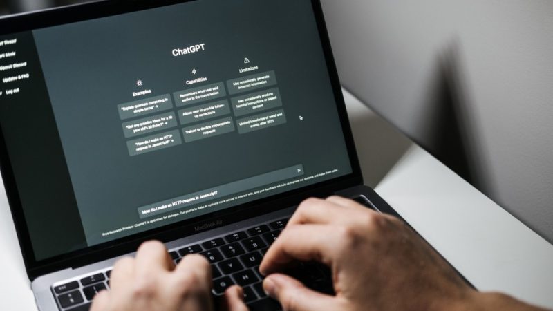 Estudo revela que ferramentas como ChatGPT estão aumentando a carga de trabalho, não reduzindo