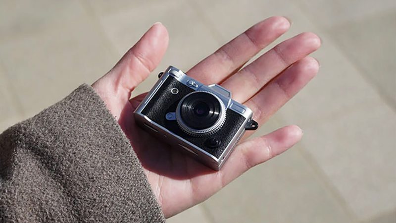 Haru Mini é a câmera retrô de 20 MP que cabe na palma da mão
