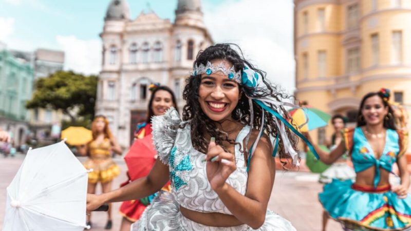 Resistência física no Carnaval: entenda como a genética influencia a sua disposição