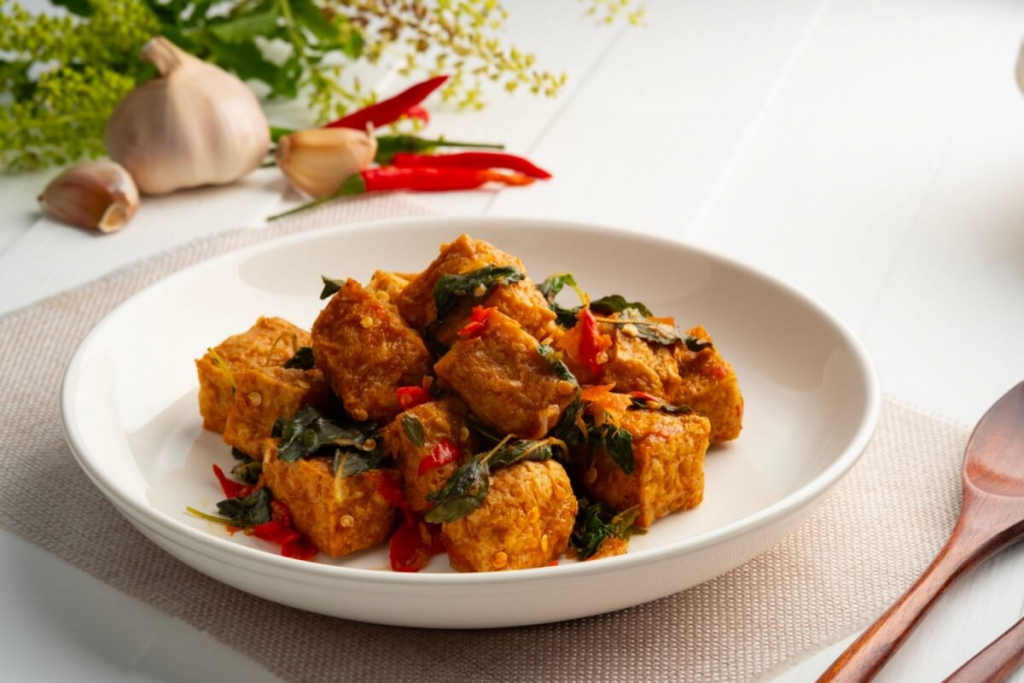 4 receitas sem carne e ricas em proteínas para variar o jantar