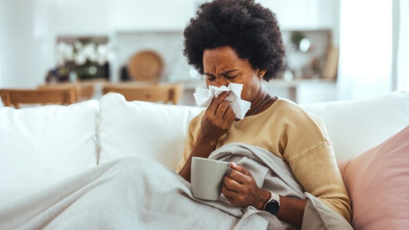 6 mitos e verdades sobre o que realmente causa gripe e resfriado