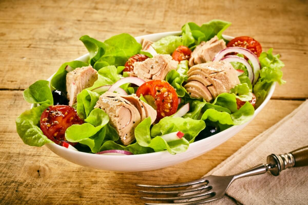 Almoço saudável: 5 receitas com atum para o dia a dia