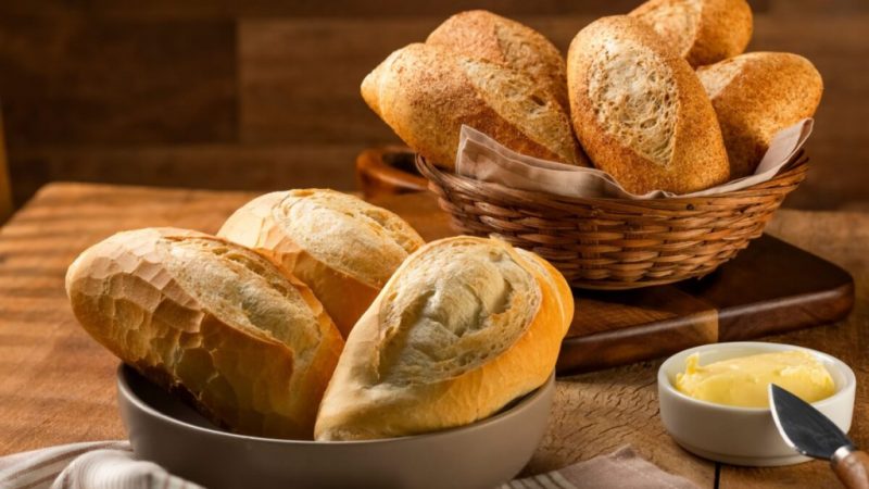 Carboidratos na mira: o pão francês atrapalha ou ajuda a emagrecer?