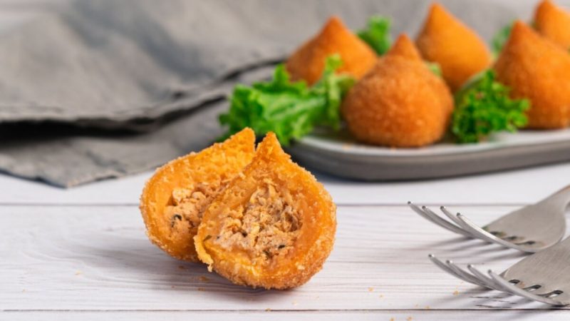 Salgados de festa: 4 receitas práticas para fazer em casa