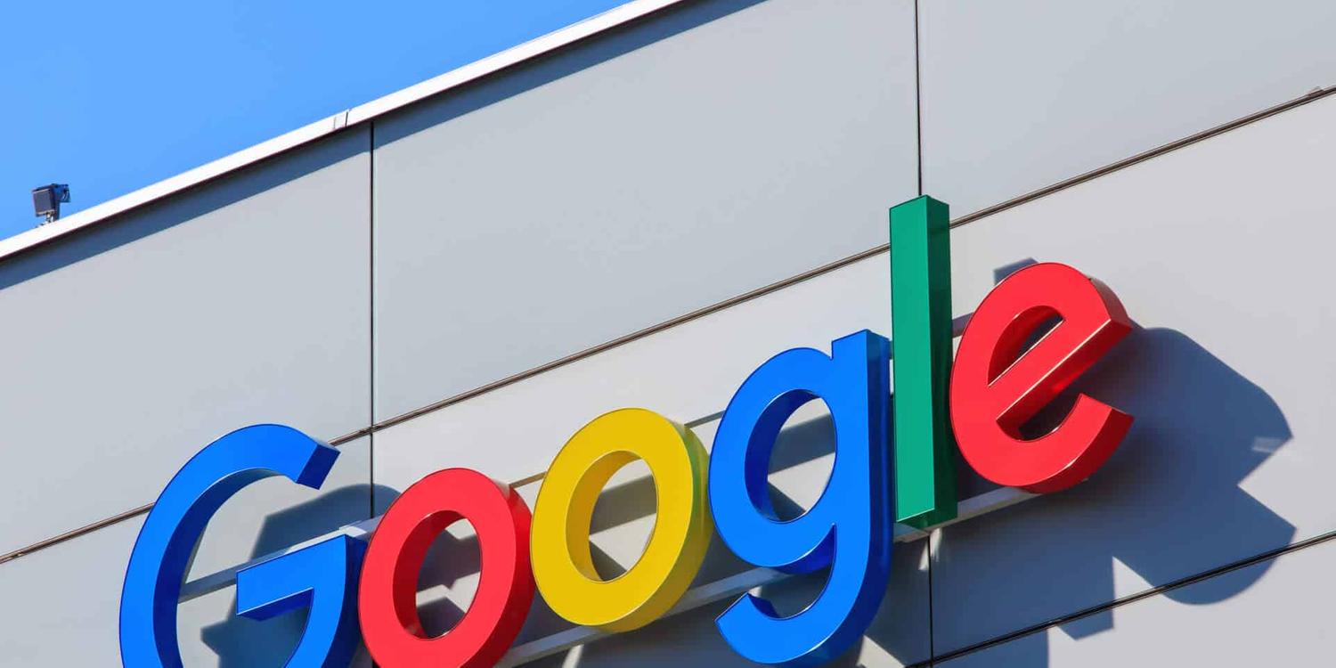AGU notifica Google para desindexar plataformas que criam nudes falsos com IA