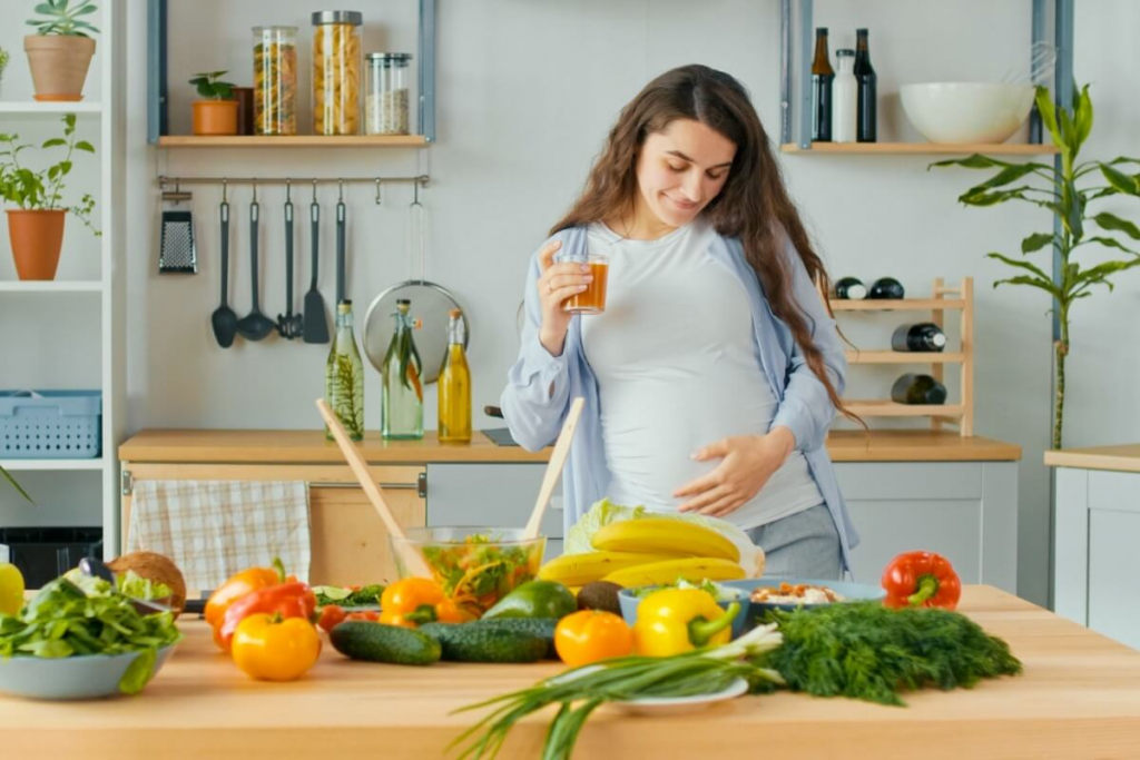Alimentação na gravidez: veja o que comer e o que evitar