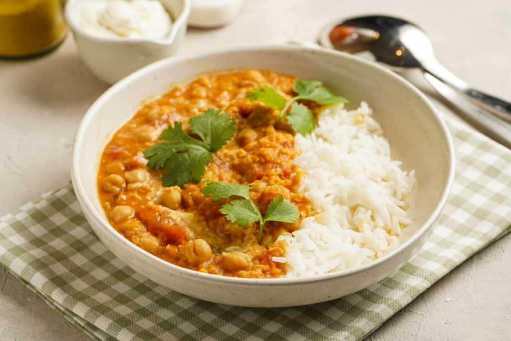 Cardápio saudável: 5 receitas com lentilha e grão de bico para o almoço da semana