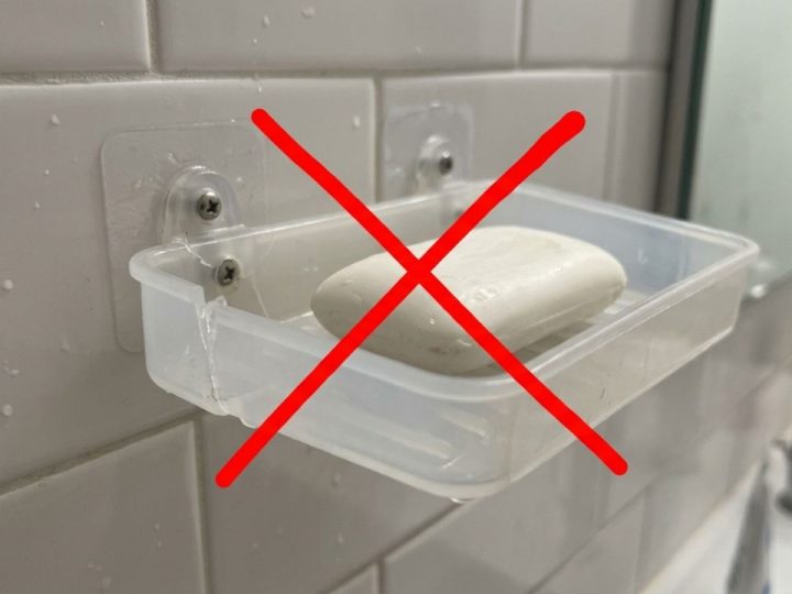 Adeus à saboneteira de plástico fixada na parede que quebra fácil: a nova tendência é mais bonita e proporciona espaço embutido com o nicho de porcelanato no box