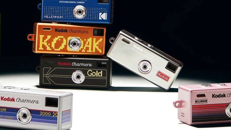 Câmera de chaveiro da Kodak que esgotou rápido volta com novo visual
