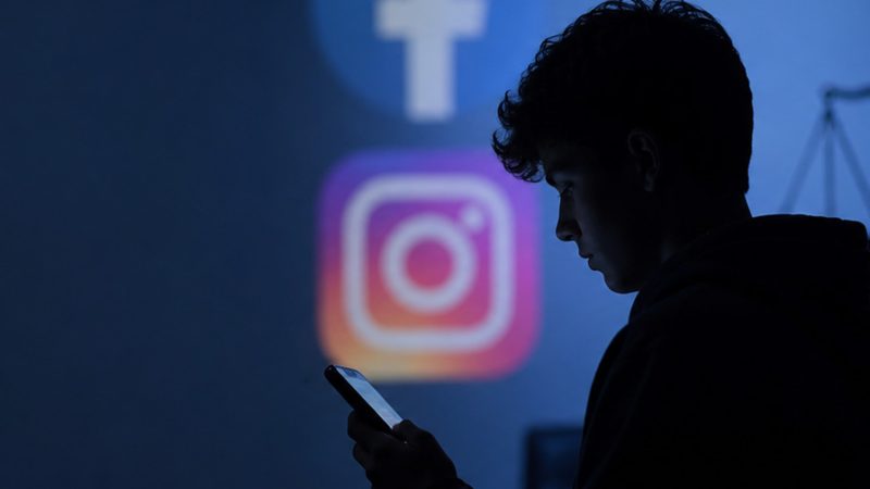 Meta escapa de julgamento sobre vício em redes sociais após adolescente retirar processo