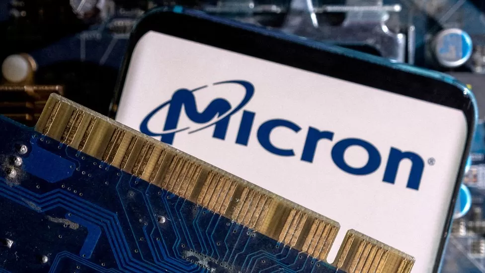 Micron faz investimento de US$ 250 milhões que agrada Trump enquanto enfrenta processo por cartel